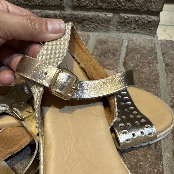 Sesto Meucci Zammy Perforated Wedge Sandal Platino Size 8 - Picture 6 of 16
